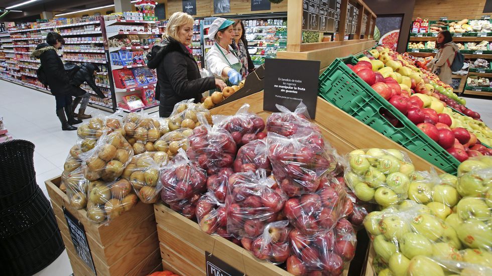 Supermercado Gadis en la calle Oliva