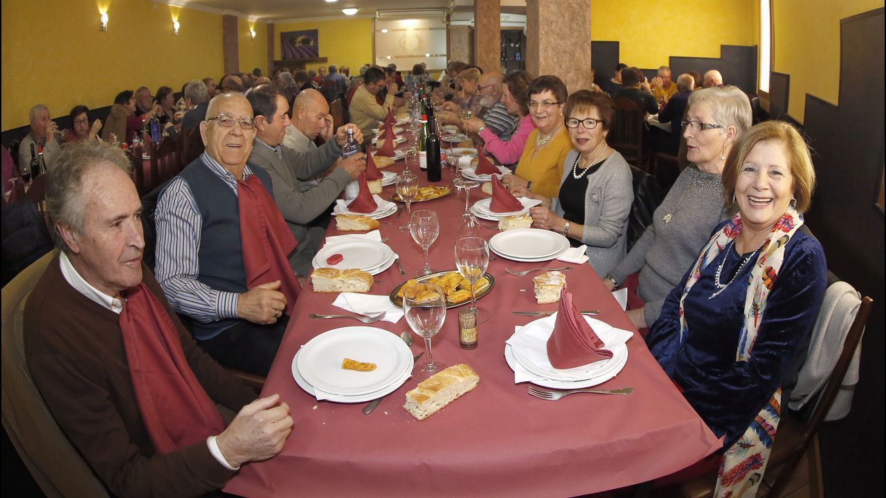 Comida de Reyes para los mayores de Rianxo