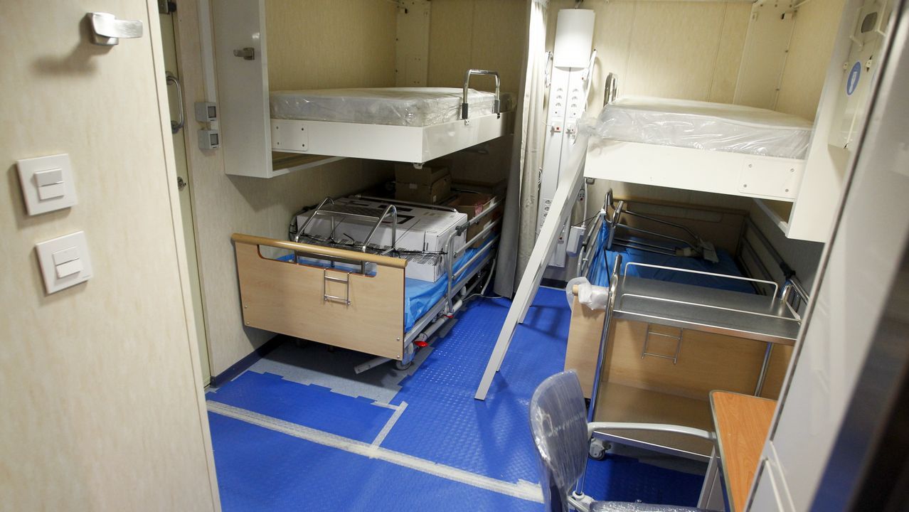 Las pruebas del «Furor» comenzaron a primera hora de esta mañana; en el barco viajan 87 personas