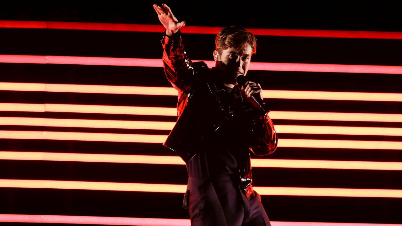 El sueco Benjamin Ingrosso durante el ensayo de «Dance you off»