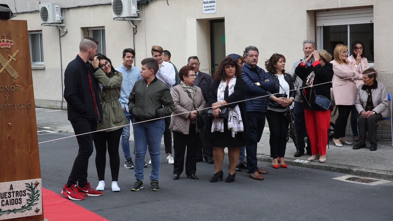 ACTO INSTITUCIONAL CASTRENSE DEL DÍA DEL PILAR EN OURENSE.Familiares y numeroso público asistió al acto