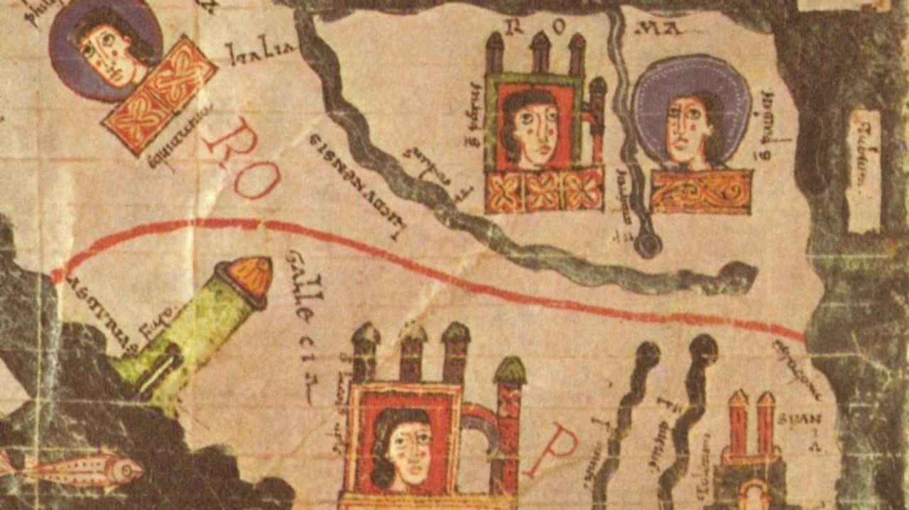 coruna.En el centro, la ganadora del concurso, Mar�a del Carmen L�pez Ruiz, nacida en Sada y residente en A Pasaxe, acompa�ada de la segunda clasificada, Manuela Pati�o, de Porto do Son (a la derecha), y la tercera, Mar�a Luisa Pombo, de Uxes (a la izquierda)