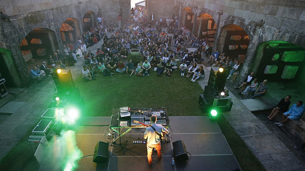 FIESTAS MARÍA PITA 2016