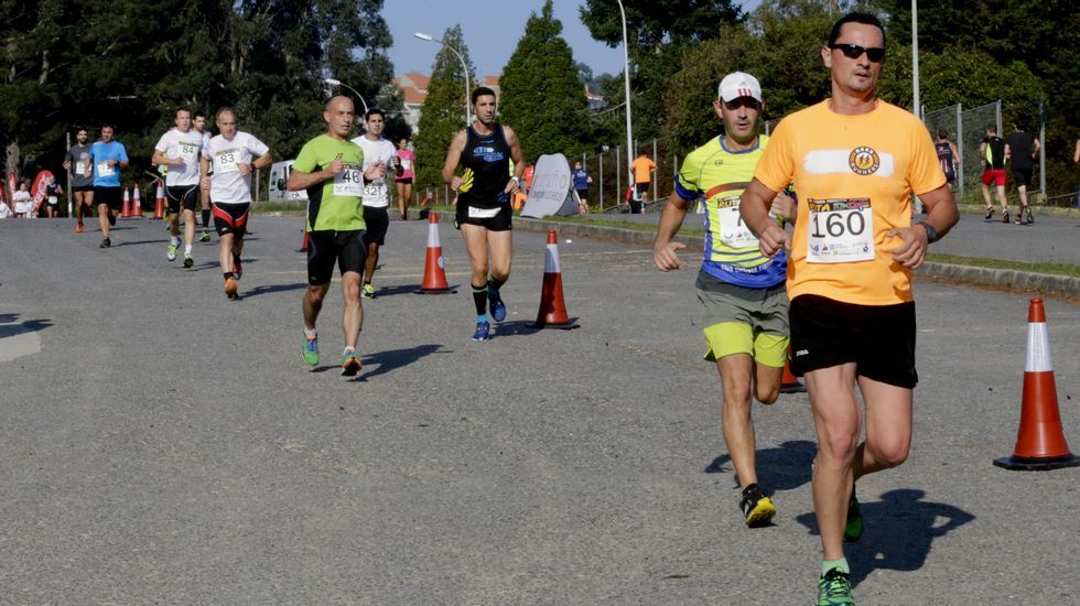 III Carrera pedestre popular Ruta dos en parque de Acea da Ama en Culleredo