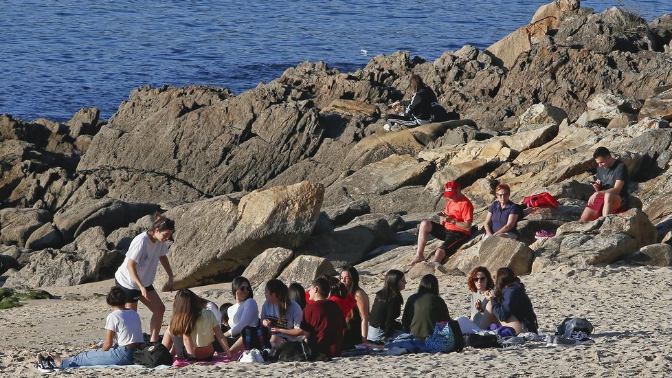 Disfrutando del sol en las playas de Marín