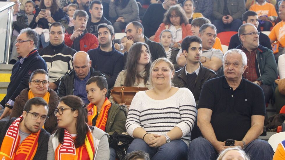 Afición del Basquet Coruña-Melilla, segundo partido de los play off por el ascenso a la Liga ACB