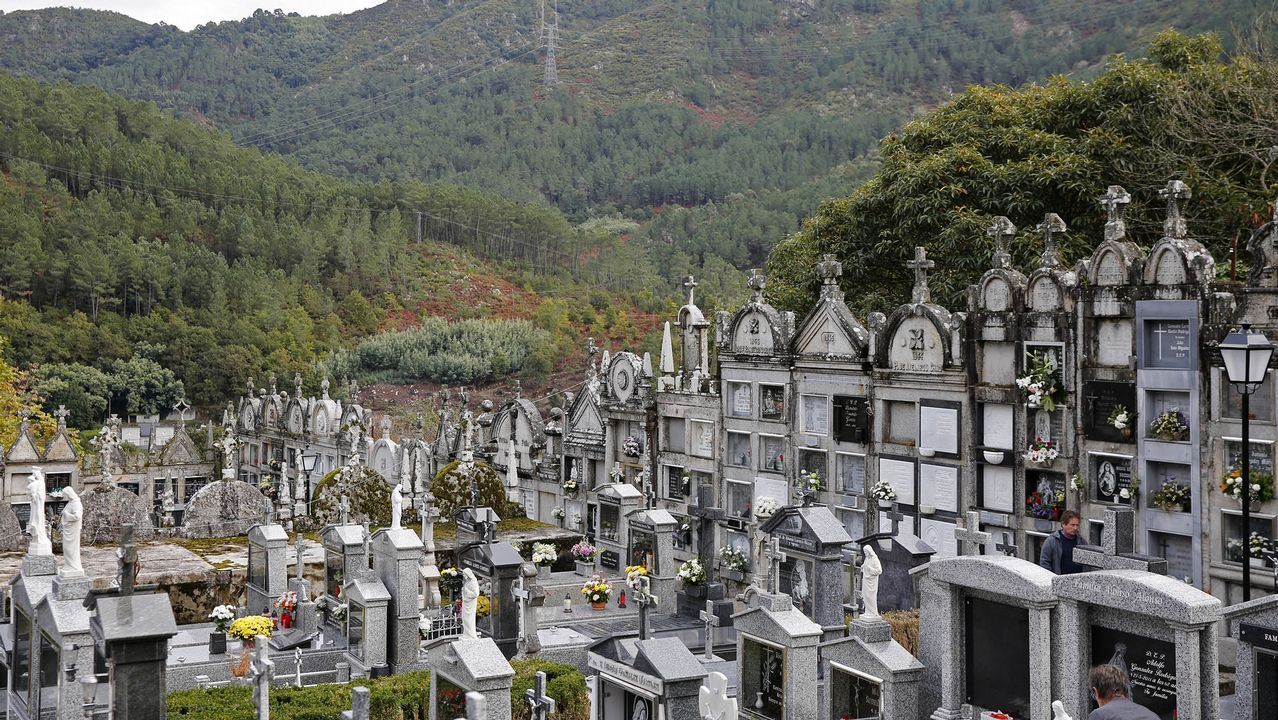 Cementerios singulares de Ourense..Cementerio de Ribadavia.