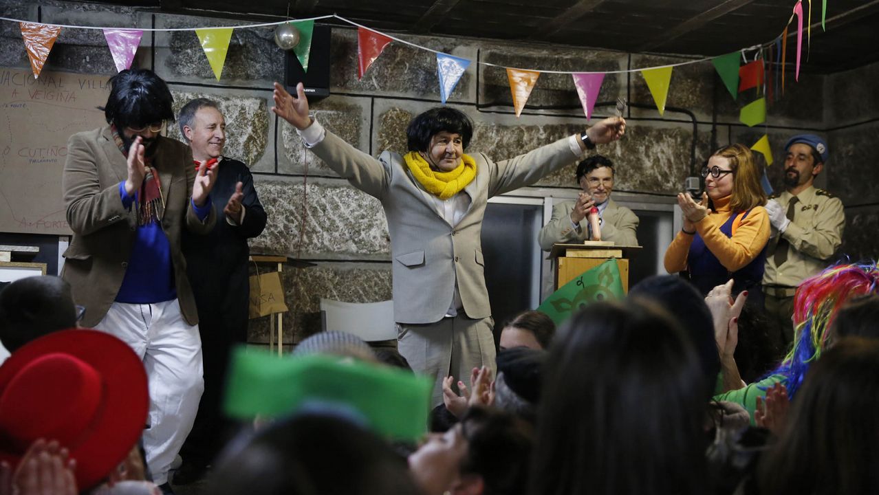 O luns representáronse os entremeses en Vilaverde e houbo festa no centro social