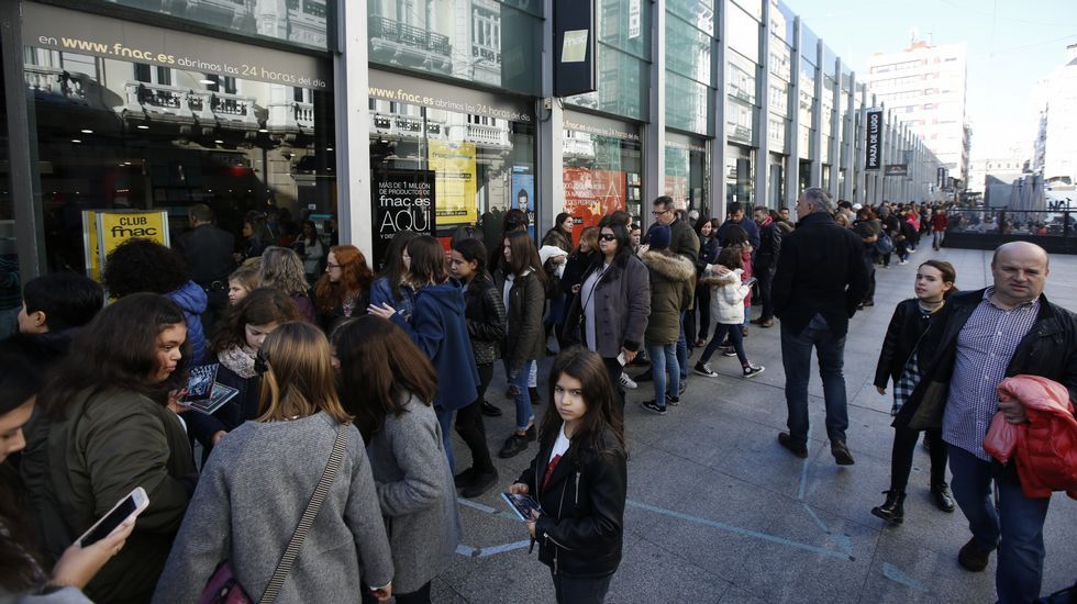 Firma de discos de Sweet California en la Fnac