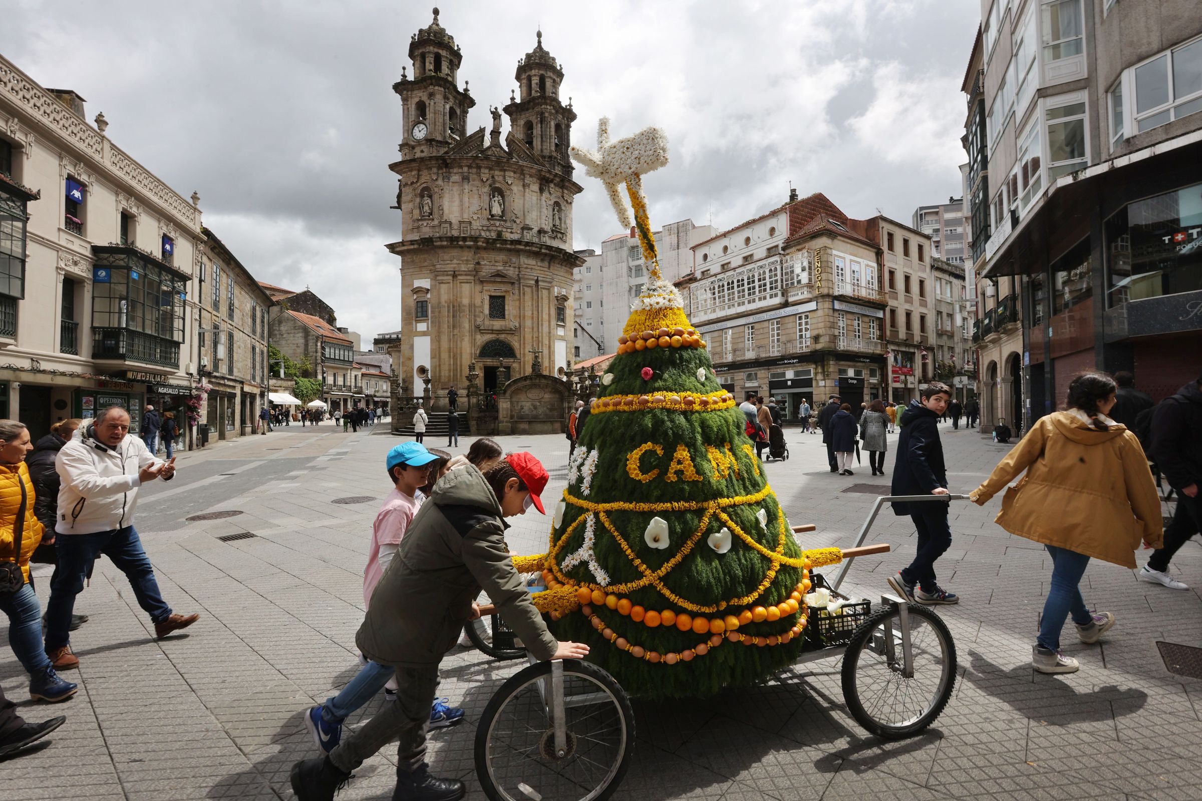 Festa dos Maios en Pontevedra. 01/05/2024