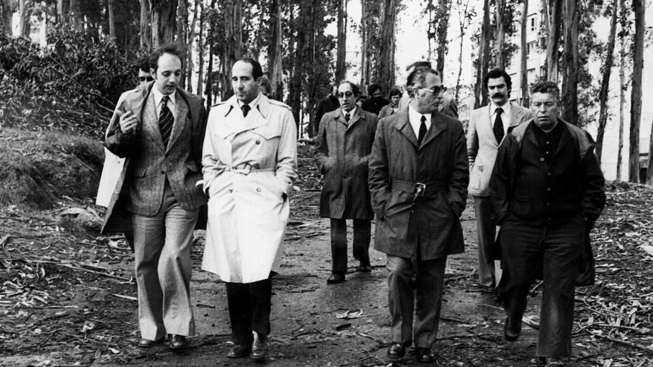 LIAÑO FLORES COMO ALCALDE DE A CORUÑA VISITA EL PARQUE DE SANTA MARGARITA