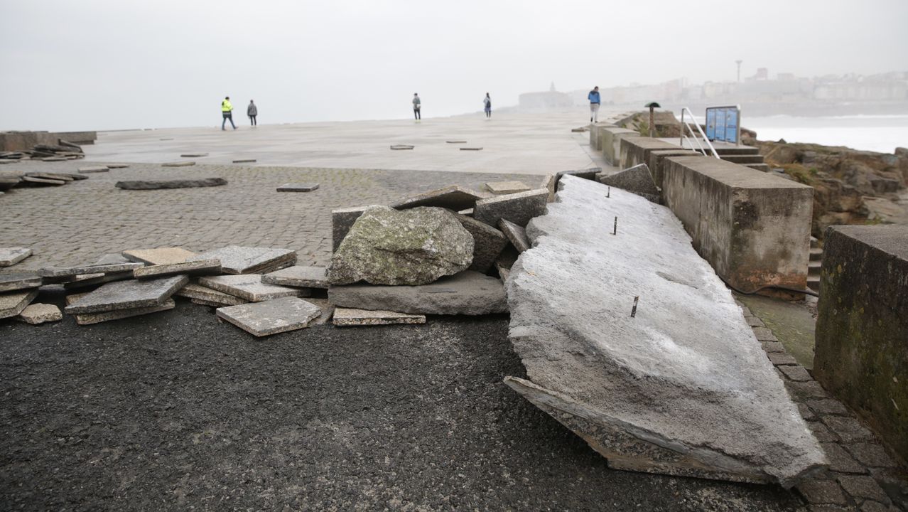 EFECTOS DE TEMPORAL EN A CORUÑA