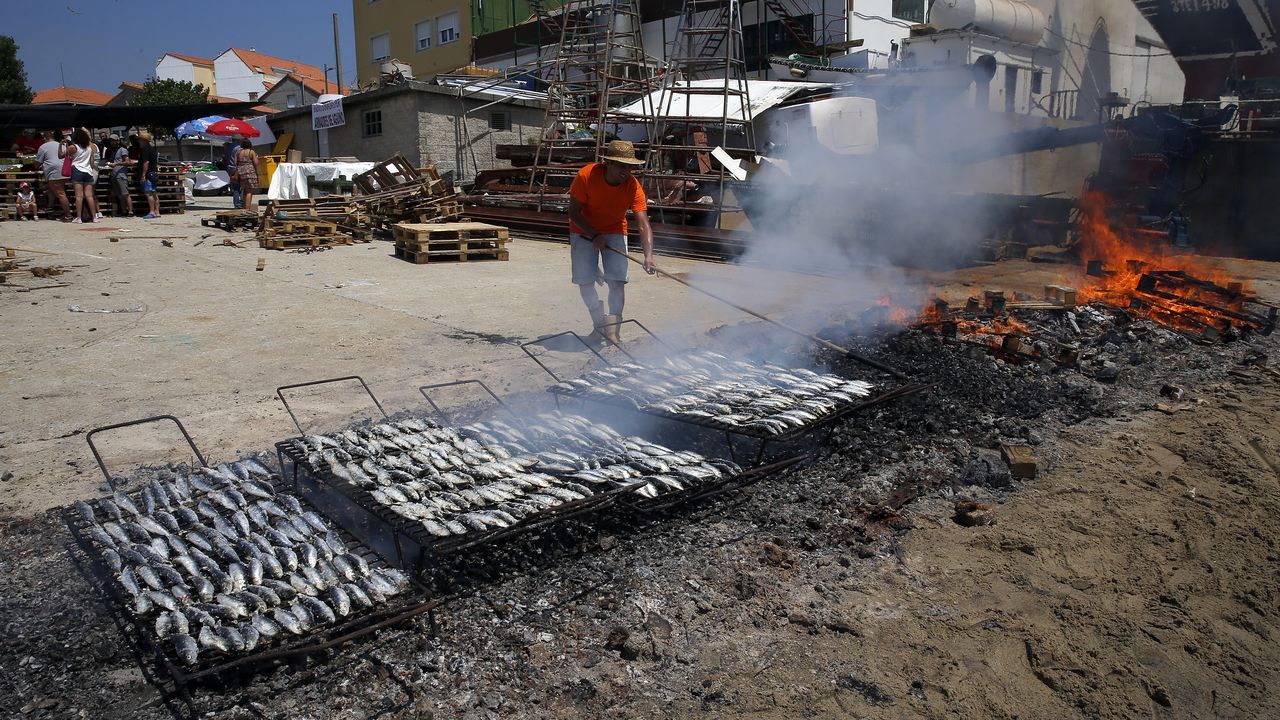 SARDIÑADA FIESTAS DEL CARMEN DE AGUIÑO 2019