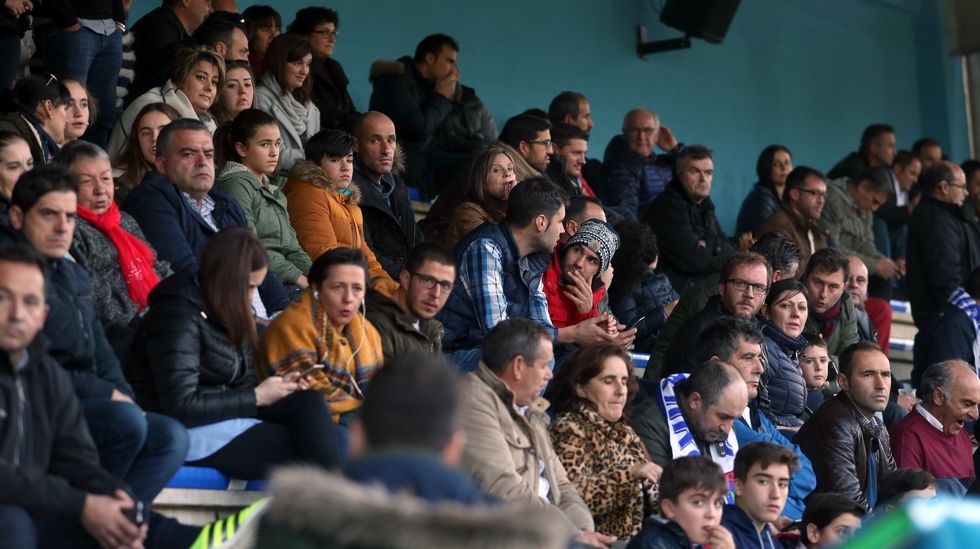 Partido de fútbol Segunda B entre Boiro y Celta B