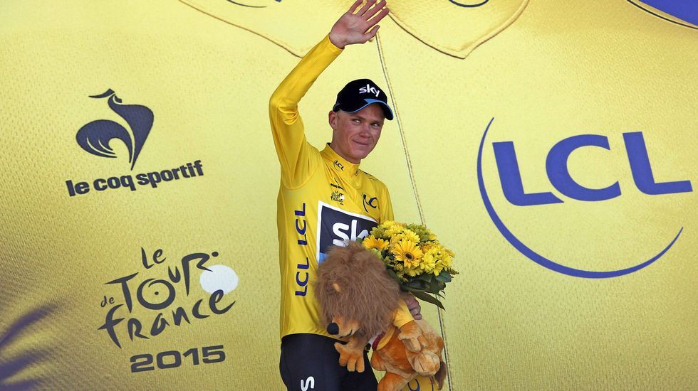 El ganador Chris Froome en el podium