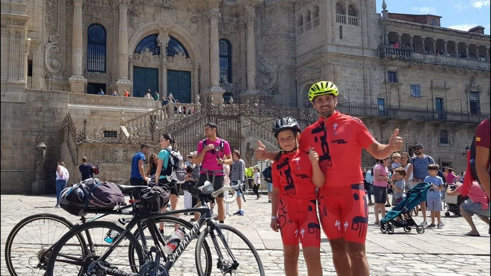 «O que máis me gustou de facer o Camiño en bicicleta foi ir con papá»