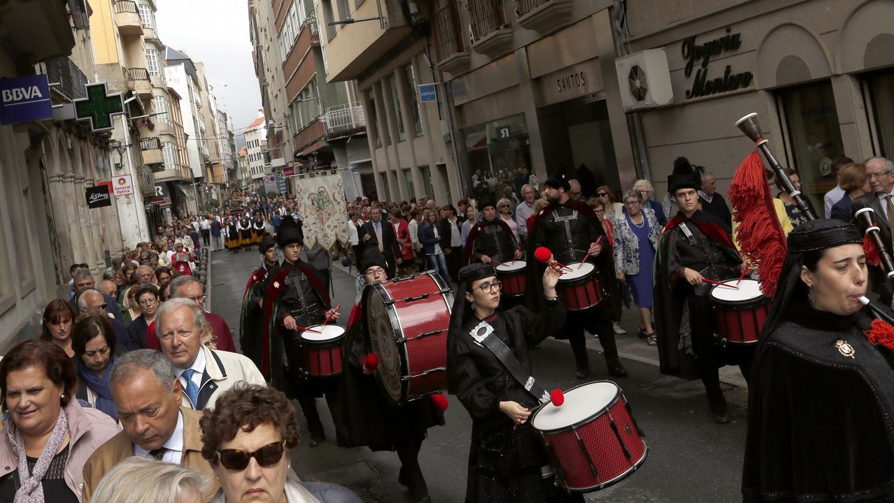 FIESTAS PATRONALES DE RIBEIRA, PROCESIÓN Y MISA DE SANTA UXÍA.