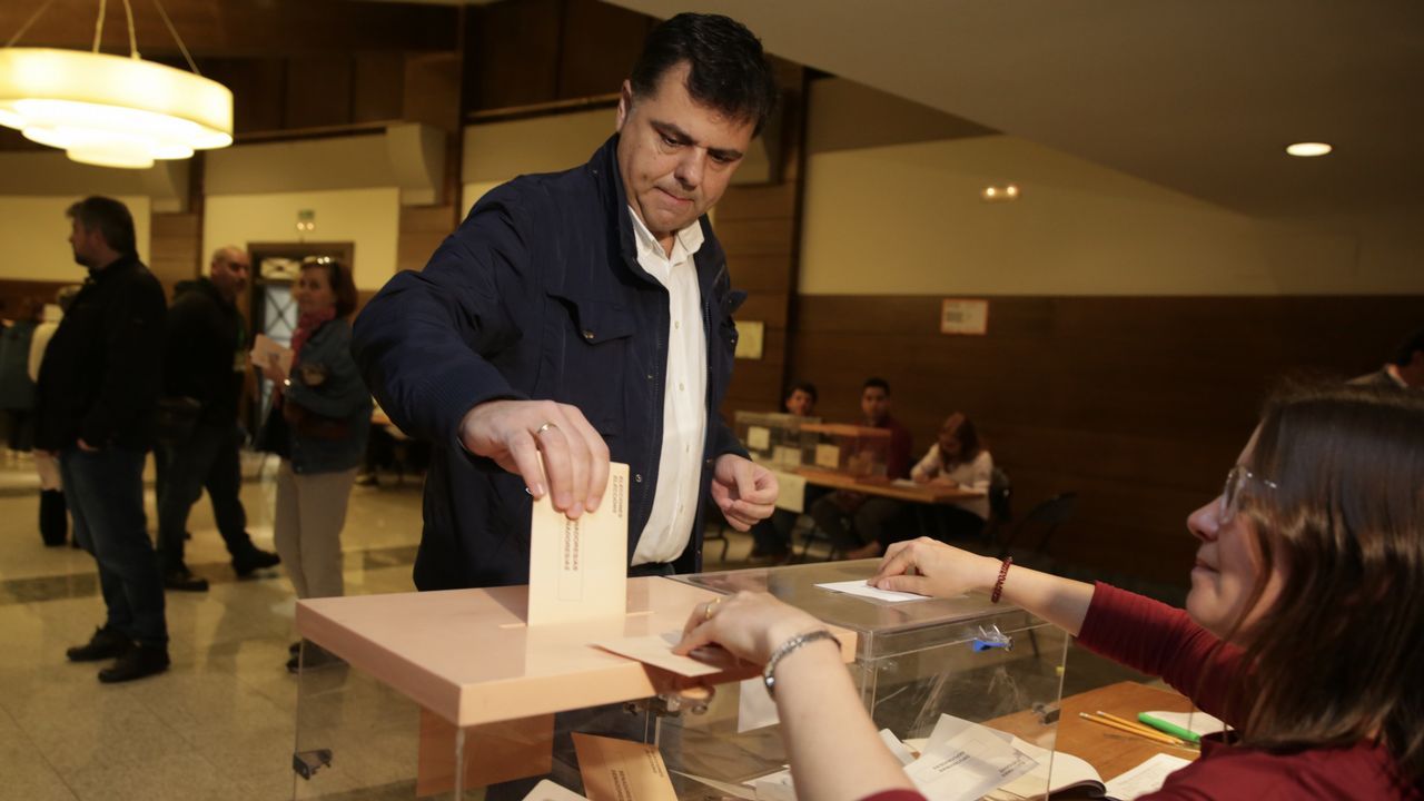 El número 1 de VOX por A Coruña, Miguel Ángel Fernández