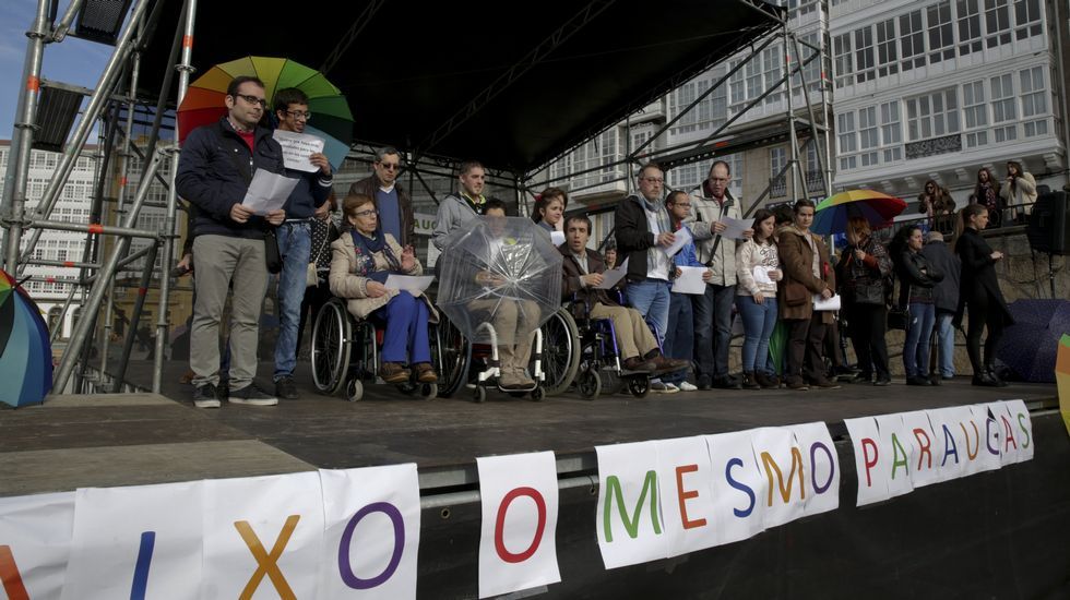 Día Internacional de las personas con Discapacidad, con apertura de paraguas conmemorativos en el Parrote