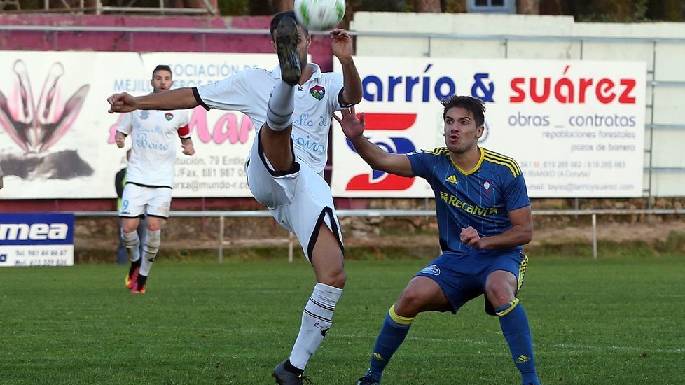 Partido de fútbol Segunda B entre Boiro y Celta B