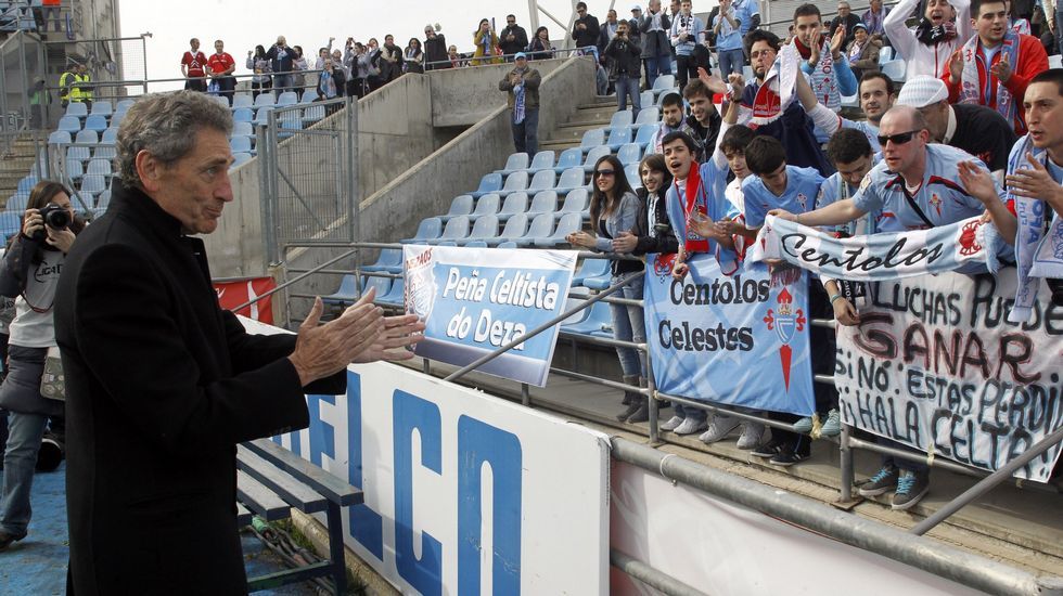 Acercándose a la afición en un desplazamiento