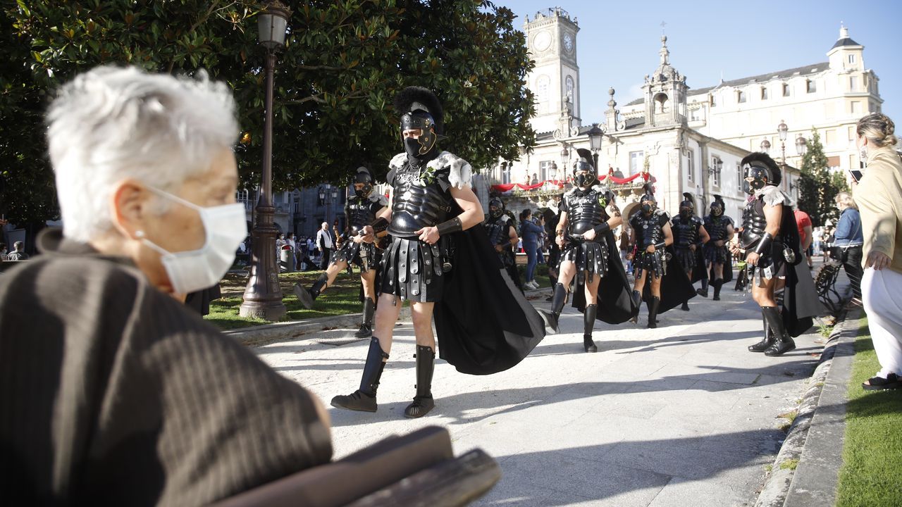 Los romanos y castrexos homenajearon a las víctimas del coronavirus