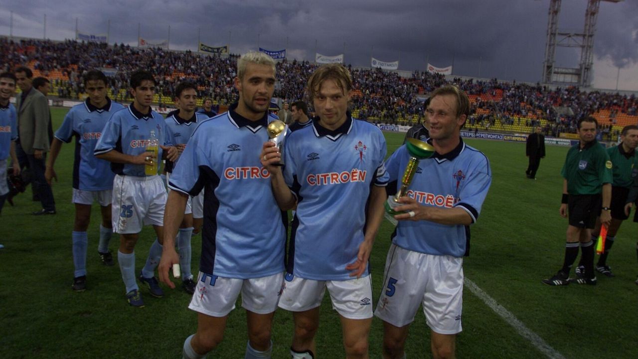 .Victoria en la Intertoto (2000)