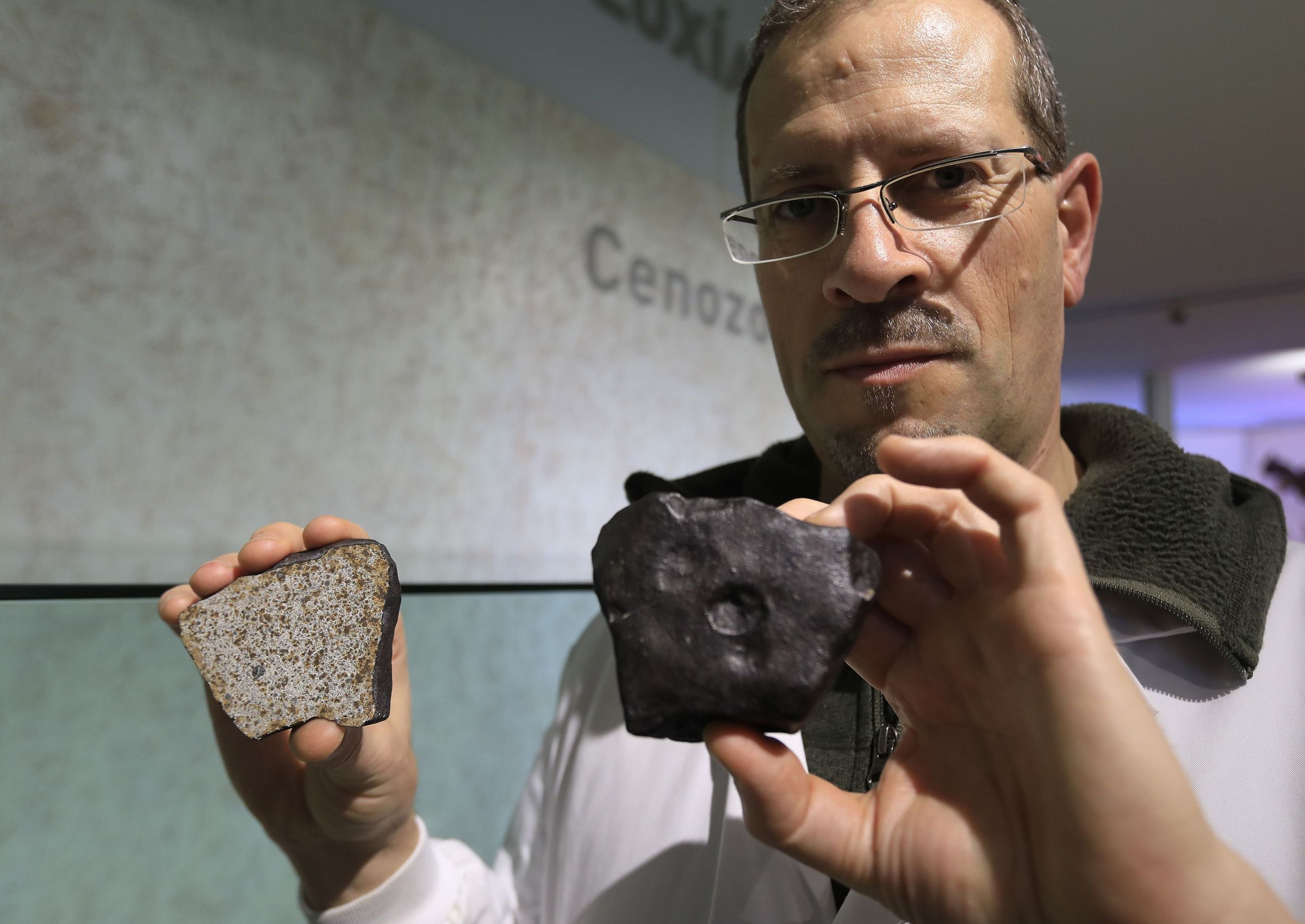 Presentaci�n do meteorito -Traspena- o primeiro meteorito galego. 13/01/2023