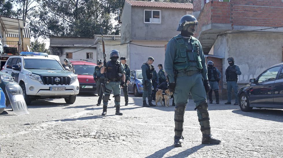 Operación antidroga de la Guardia Civil en el poblado del Vao