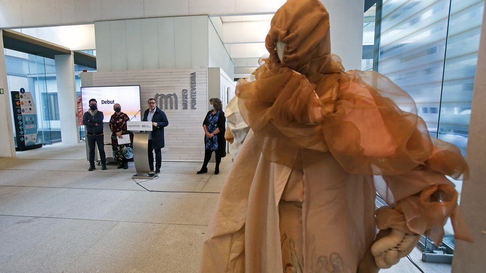 Exposición Debut de los alumnos de Esdemga en el Museo de Pontevedra