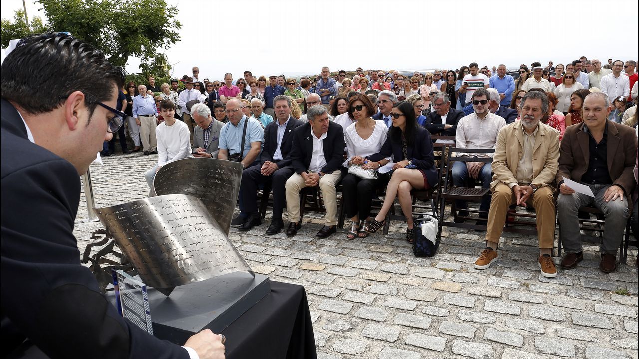 ACTO DEL HOMENAJE A PLACIDO BETANZOS EN EL QUE BAUTIZO´CON SU NOMBRE EL PASEO MARITIMO DE PALMEIRA