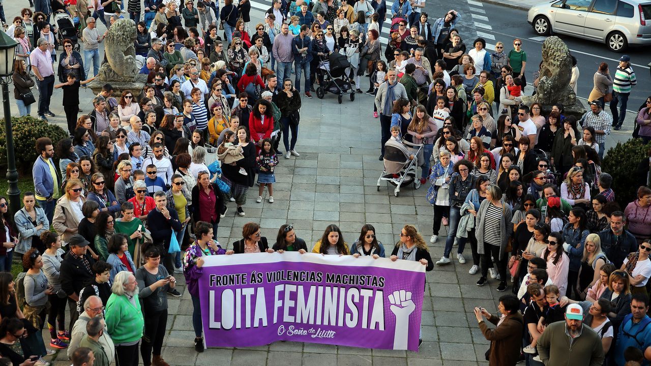 Concentración de repulsa en Vilagarcía