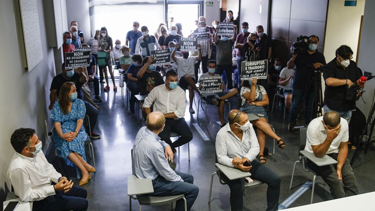 Tensión en la moción de censura en Castrelo de Miño