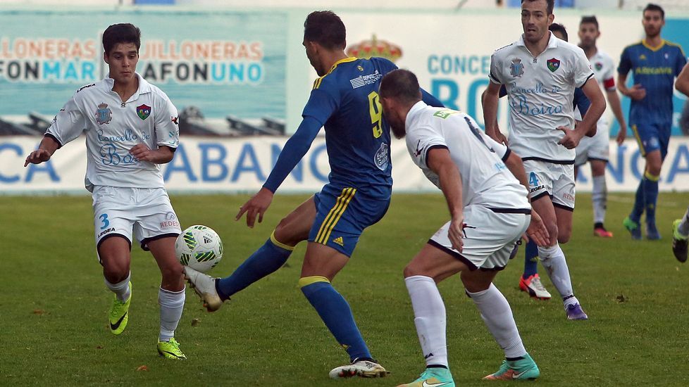 Partido de fútbol Segunda B entre Boiro y Celta B