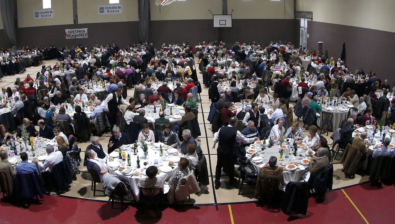 Comida de los mayores en la Fieiteira 2019