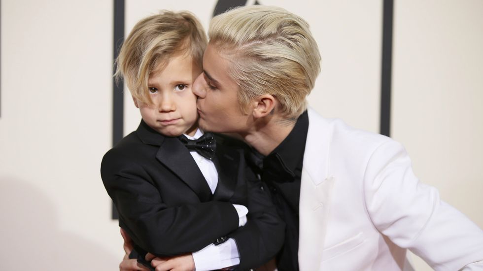 Justin Bieber y su hermano Jaxson