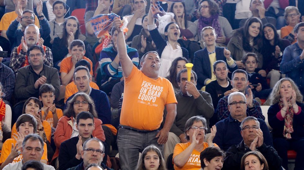 Afición del Basquet Coruña-Melilla, segundo partido de los play off por el ascenso a la Liga ACB