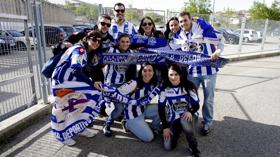 Aficionados del Dépor con Sissoko