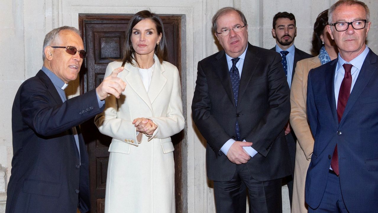 En su visita a Lerma, Letizia Ortiz recuperó un abrigo del 2005