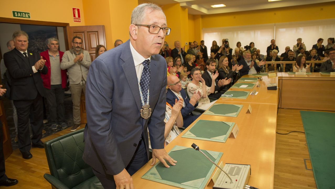 Carballo. Alcalde, Evencio Ferrero (BNG)