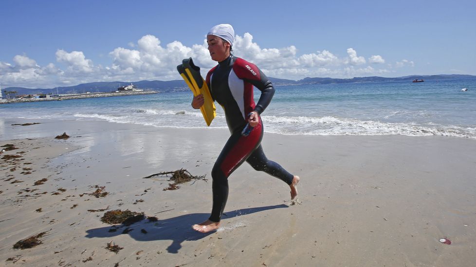 Pruebas de socorristas en la playa de Silgar