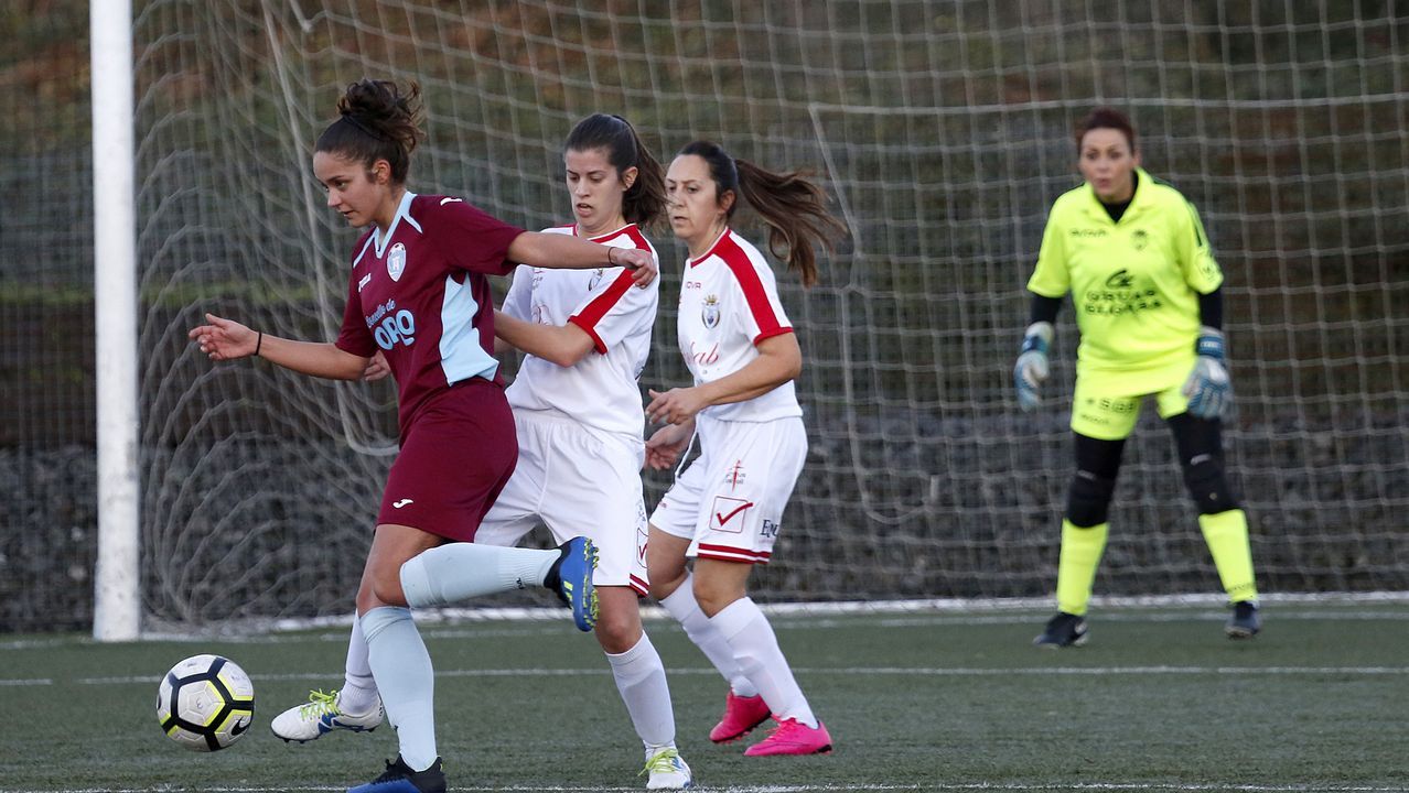 Primera torneo Vila de Noia de Fútbol femenino. Partido entre Noia y EFM Boiro
