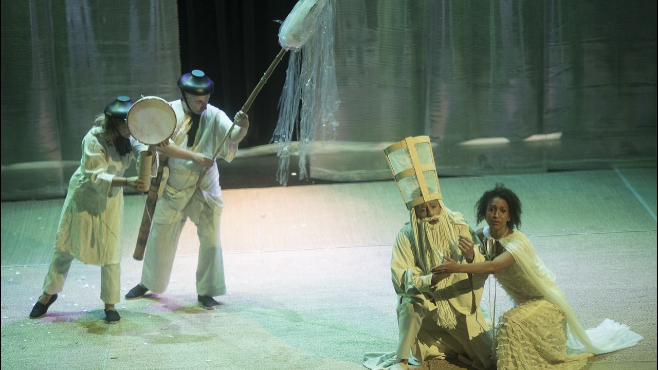 «A cabeza do dragón», de Producións Teatrais Excéntricas, con Quico Cadaval
