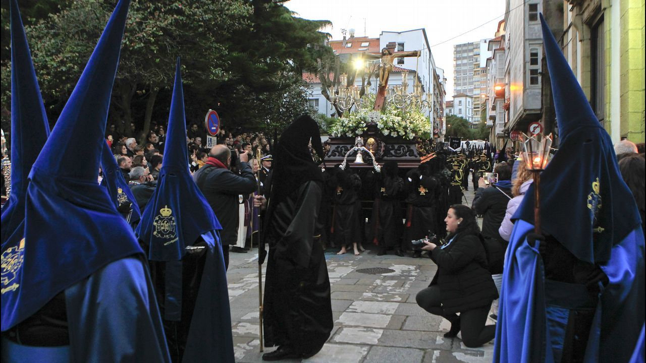 Lunes Santo | Procesión de Cristo Rey y la Virgen de la Amargura. Cofradía de Dolores