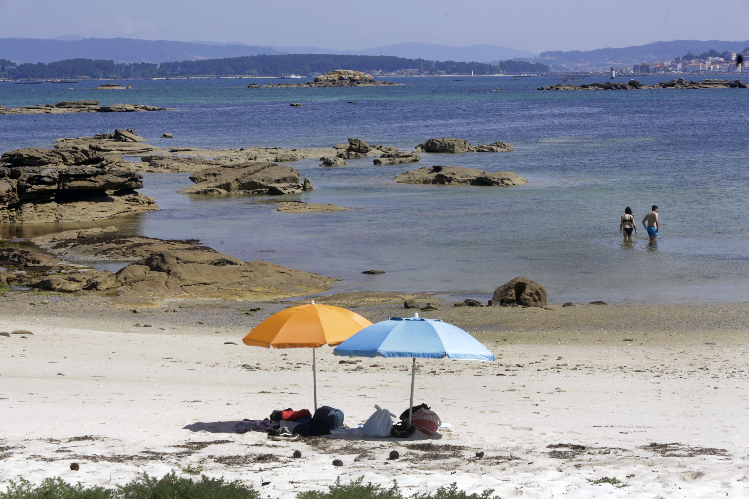 As praias desertas do parque natural de O Carreirn, para disfrutalas en soidade. 02/06/2024