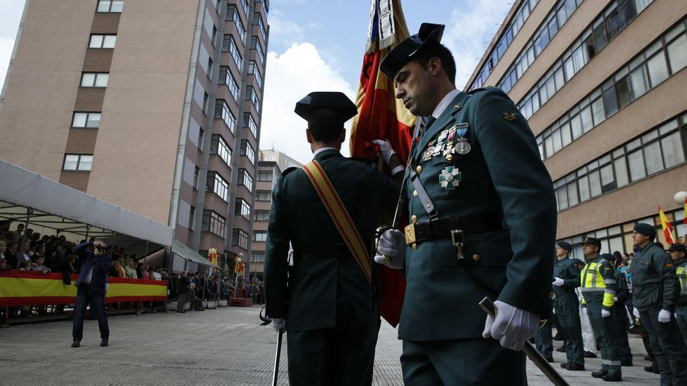 Acuartelamiento de la Guardia Civil en Lonzas - La Guardia Civil honra a su Patrona la Virgen del Pilar