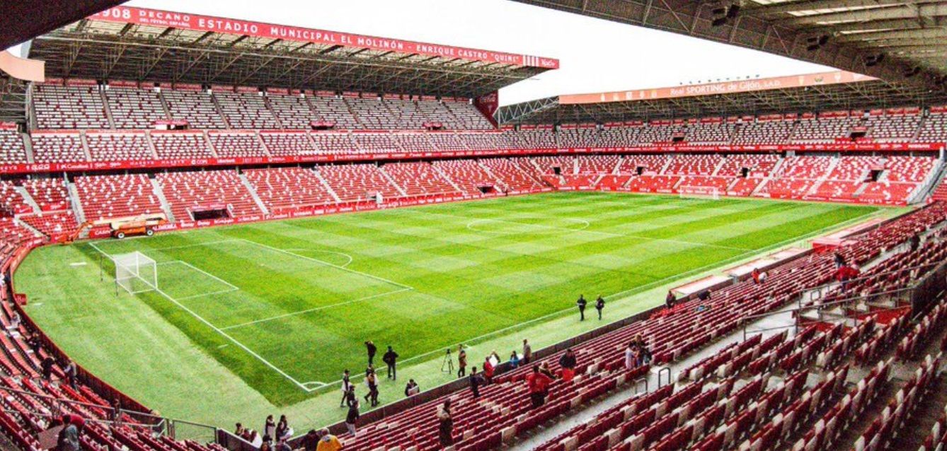 Preparativos finales para estrenar El Molinón - Enrique Castro Quini