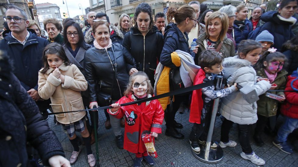 Carnaval de Pontevedra. Presentación del loro Ravachol