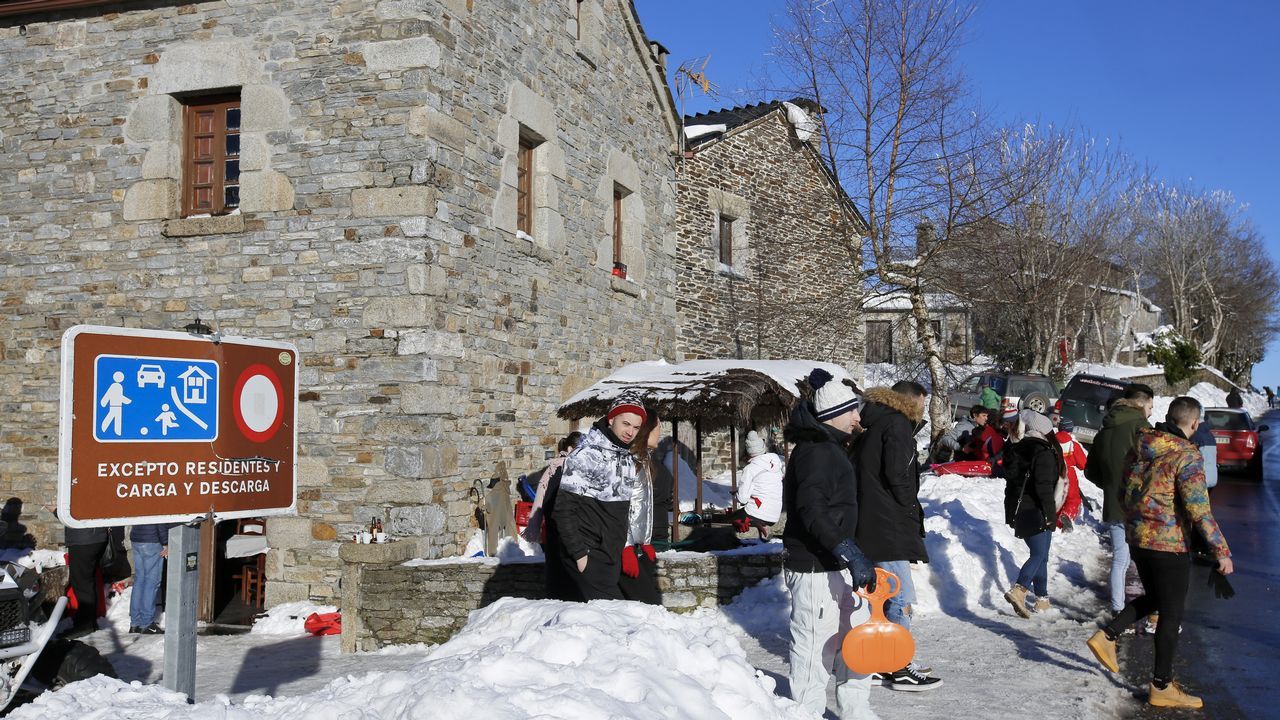 O Cebreiro es actualmente el lugar que más visitantes recibe atraídos por la nieve