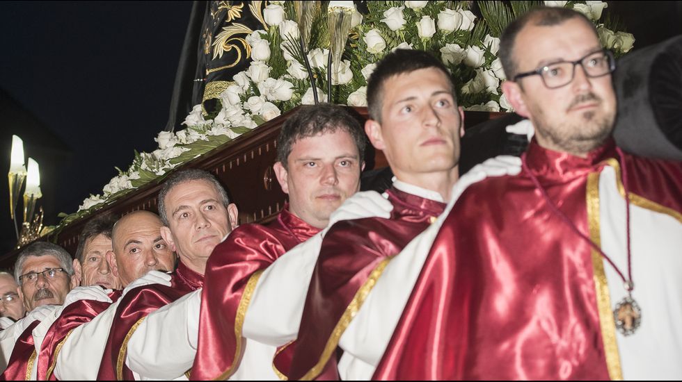 Procesión de Viernes de Dolores en Fisterra